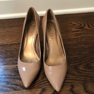 Great pump! Classic color and style.